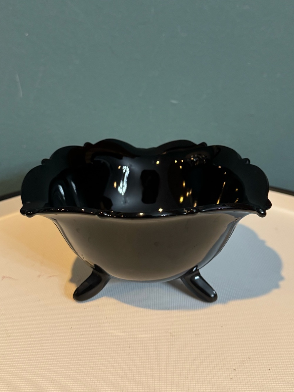 Vintage LE Smith Glass Black Glass 3 Legged Scalloped edge Bowl